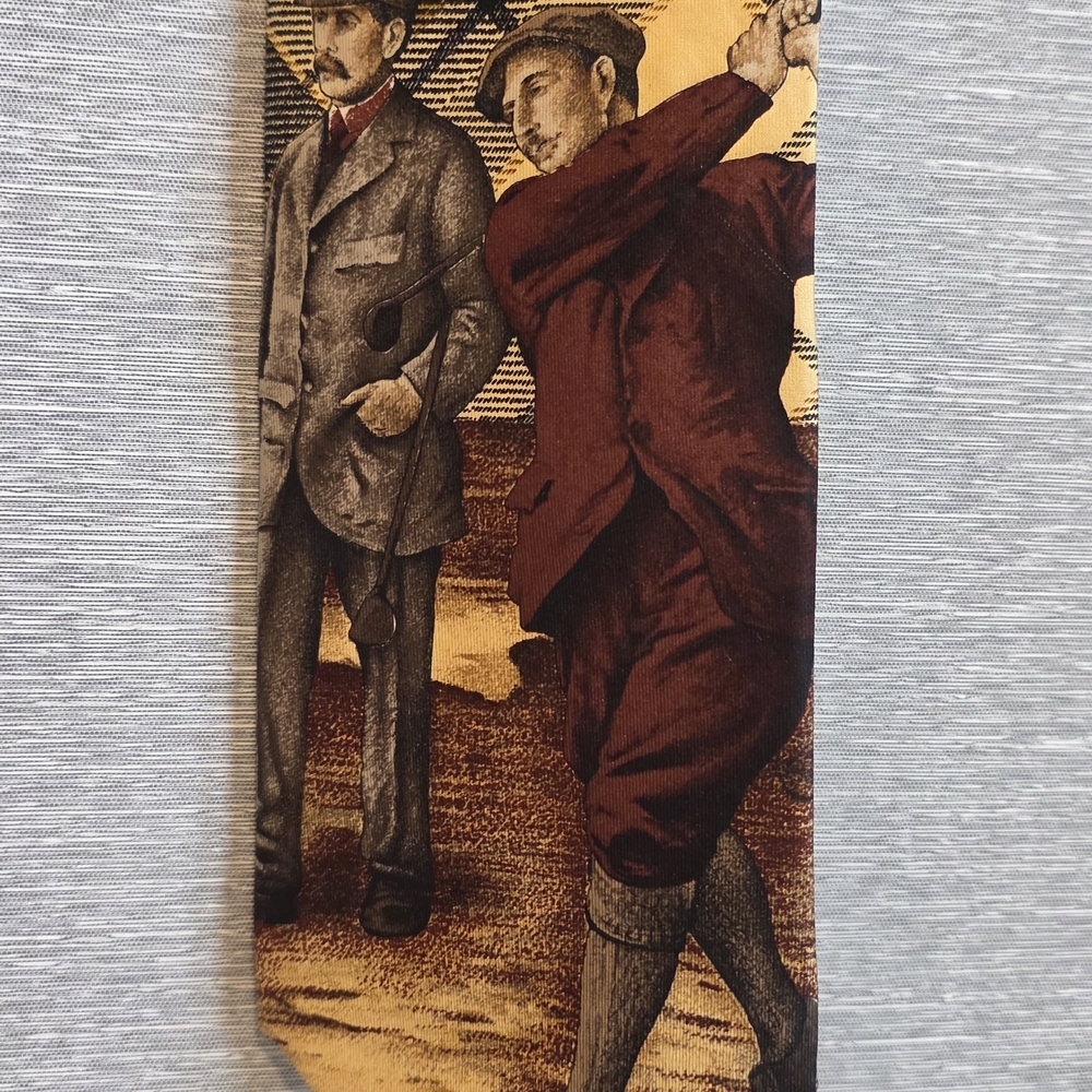 Van Heusen Plaid Necktie in Brown and Tan